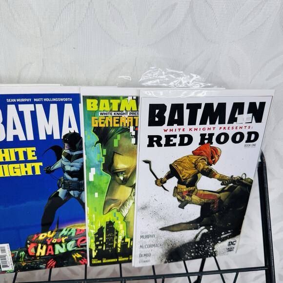 Batman White Knight 1 4 7 Curse 1-7 Red Hood 1, Beyond 5-6 Lot DC Black Label - Picture 4 of 9